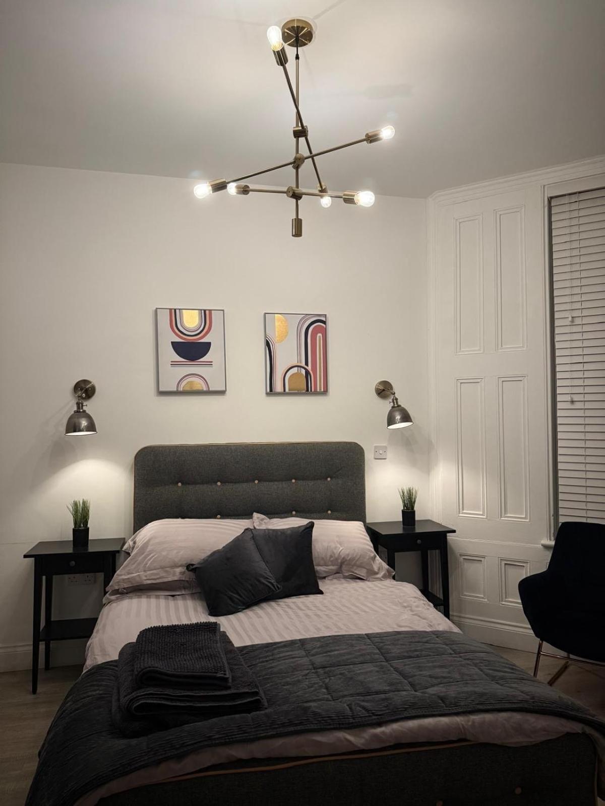 Seaside Studio Apartment เวสตัน-ซูเปอร์-แมร์ ภายนอก รูปภาพ